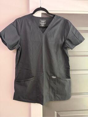 Cherokee Workwear Women’s Black V-Neck Scrub Top